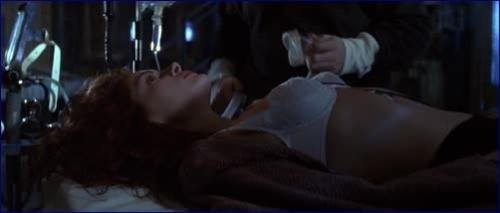 2_julia-roberts-flatliners-1990-hd-1080p-image-1-3.jpg