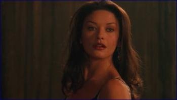 8_catherine-zeta-jones-the-haunting-1999-image-1-7.jpg