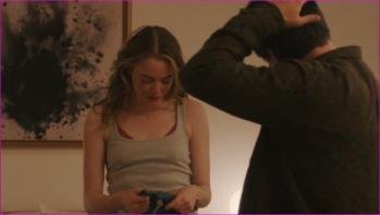 044553_emma-stone-the-curse-s01e03-2023-image-1-11.jpg