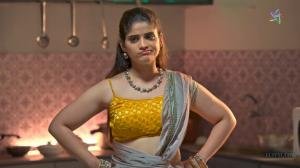 -2024-s01-e02-hot-hindi-web-series-ratri_shot_0003.jpg