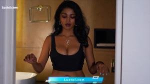 hotness-2024-hot-hindi-short-film-lavaapp_shot_000.jpg