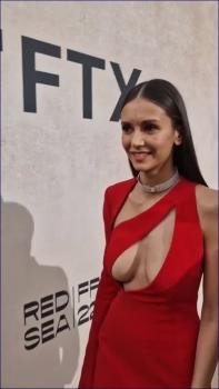 ge-in-peekaboo-scarlet-dress-2022-hd-1080p-image-1.jpg