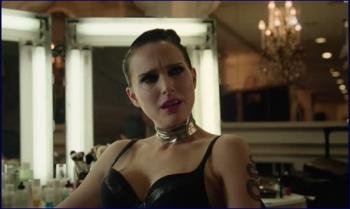 atalie-portman-vox-lux-2018-1080p-bluray-image-1-5.jpg