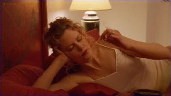 etc-eyes-wide-shut-1999-hd-1080p-bluray-image-1-14.jpg