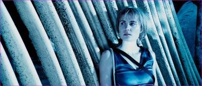 radha-mitchell-pitch-black-2000-hd-1080p-image-1-6.jpg