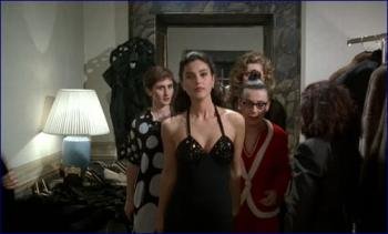 4_monica-bellucci-la-riffa-1991-hd-1080p-image-1-2.jpg