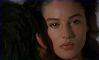 2_monica-bellucci-la-riffa-1991-hd-1080p-image-1-9.jpg