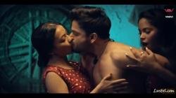 -e02-hot-hindi-web-series-voovi-hevc-lustxl_shot_0.jpg