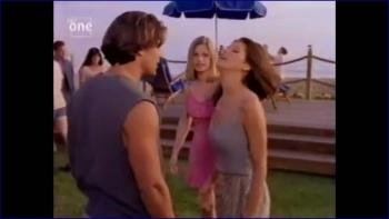 arisma-carpenter-malibu-shores-s01e03-1996-image-1.jpg