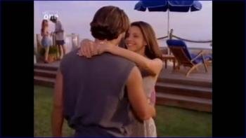 isma-carpenter-malibu-shores-s01e03-1996-image-1-2.jpg