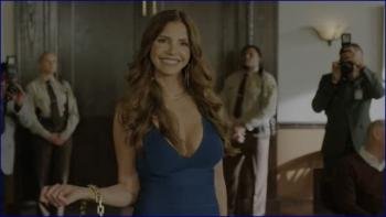 1_charisma-carpenter-dynasty-s05e17-2017-image-1-4.jpg