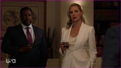 katherine-heigl-suits-s09-e10-2019-1080p-image-1-4.jpg