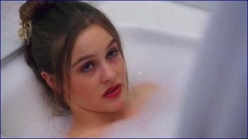 _alicia-silverstone-the-babysitter-1995-image-1-14.jpg