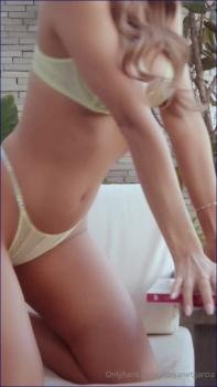 564013066_yanet-garcia-lingerie-03022025-image-1-7.jpg