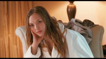 123195921_chloe_1-3-2.jpg