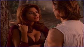 61935_eva-mendes-mortal-kombat-conquest-image-1-15.jpg