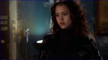 ssica-alba-dark-angel-s01-e10-2001-720p-image-1-10.jpg