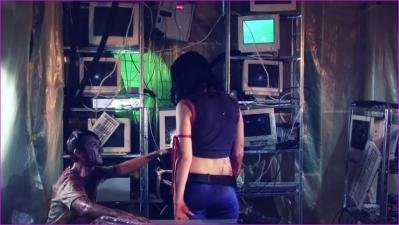 nna-dwyer-from-parts-unknown-2015-hd-1080p-image-1.jpg