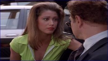 586080663_shannon-elizabeth-arliss-1x06-image-1-11.jpg