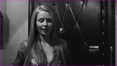 586030607_yulia-peresild-weekend-2014-image-1-14.jpg