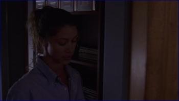 shannon-elizabeth-the-twilight-zone-1x04-image-1-8.jpg
