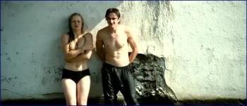 yuliya-peresild-korotkoe-zamykanie-2009-image-1-12.jpg