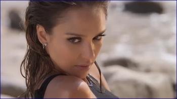 593692074_jessica-alba-maxim-sep-2014-image-1-11.jpg