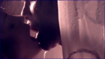 lie-boltt-bridget-pyc-kawa-2010-hd-1080p-image-1-6.jpg