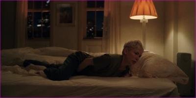 slate-cassandra-rosebeetle-dying-for-sex-s01e01-08.jpg
