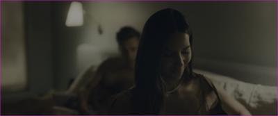 rne-olivia-munn-your-friends-and-neighbors-2025-s0.jpg