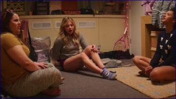 eighbors-2-sorority-rising-2016-hd-1080p-image-1-9.jpg