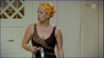 er-zora-holt-baby-frei-haus-2009-hd-720p-image-1-7.jpg