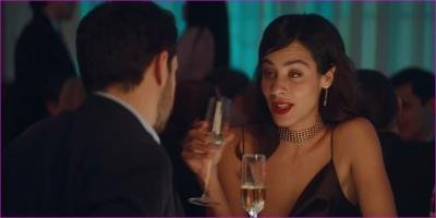 l-un-buen-divorcio-s01e01-2024-hd-1080p-image-1-12.jpg