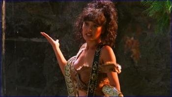 598548880_tia-carrere-waynes-world-1992-image-1-15.jpg