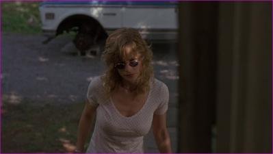 -april-mullen-cavedweller-2004-hd-1080p-image-1-13.jpg