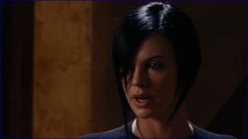 074_charlize-theron-eon-flux-2005-1080p-image-1-15.jpg