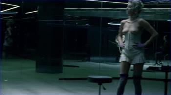 5_jackie-moore-westworld-s01e01-2016-1080p-image-1.jpg