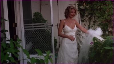 ur-vanessa-parise-kiss-the-bride-2002-hd-1080p-ima.jpg