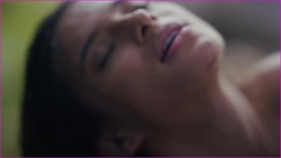 la-morena-athena-red-sabik-2025-hd-1080p-image-1-4.jpg