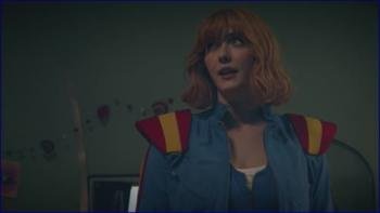 ima-doom-patrol-s04e04-tv-series-2019-2023-image-1.jpg