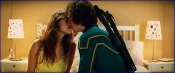 6_lyndsy-fonseca-kick-ass-2010-hd-1080p-image-1-11.jpg