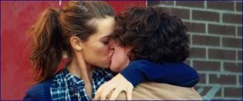 1_lyndsy-fonseca-kick-ass-2010-hd-1080p-image-1-15.jpg