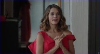 _lyndsy-fonseca-the-escort-2015-hd-1080p-image-1-9.jpg