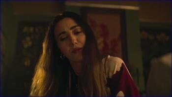 _madeline-zima-you-s02e06-tv-series-2019-image-1-9.jpg