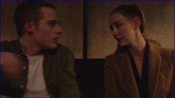 218_madeline-zima-twin-peaks-s03e01-2017-image-1-2.jpg