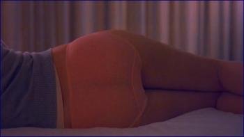 carlett-johansson-lost-in-translation-2003-image-1.jpg