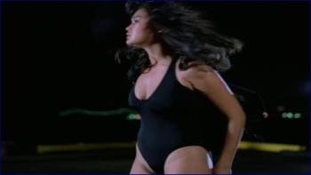 598575604_tia-carrere-macgyver-image-1-11.jpg