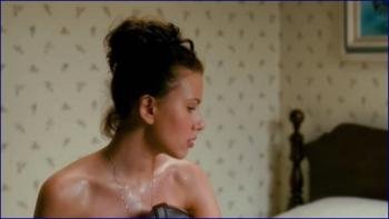carlett-johansson-the-nanny-diaries-2007-image-1-3.jpg