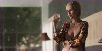 casadevall-carla-salle-etc-rio-connection-s01e04-0.jpg