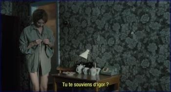 04_olga-kurilenko-la-terra-outragee-2011-image-1-2.jpg